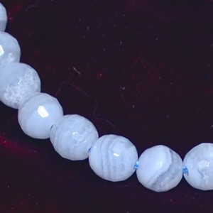 bead-bluelace-facet